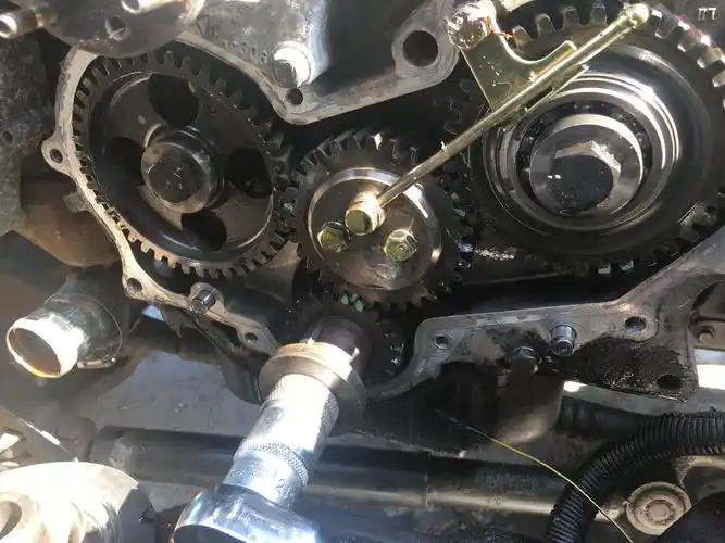 五十铃发动机柴油压燃的正时齿怎么对?_陆风_陆风x9 _汽车大师