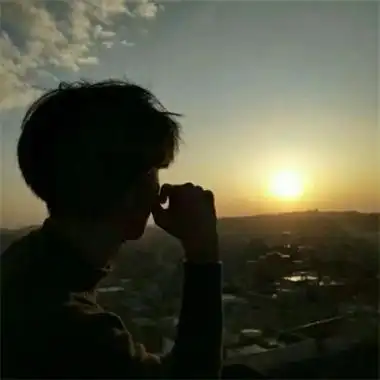 暗黑系头像男帅气真人高清 超酷有意境的男生微信头像大全_男生头像